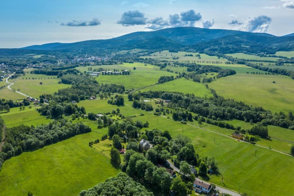 Ubytovani Na Namesti Nove Mesto pod Smrkem Buitenkant foto